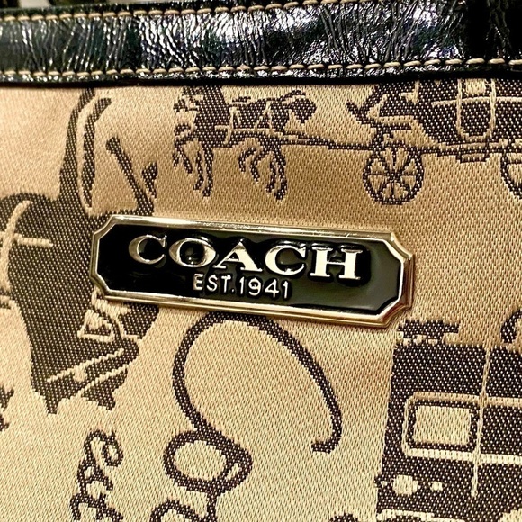 Iconic & Timeless Coach Large Purse / Tote with Classic Stagecoach print - Picture 4 of 11